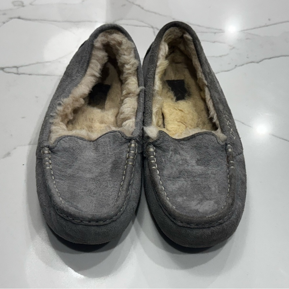 Ugg House Shoes